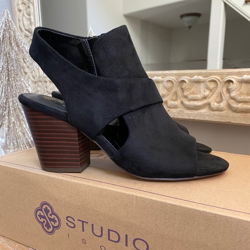 Open Toe Booties - Picture 3 of 6